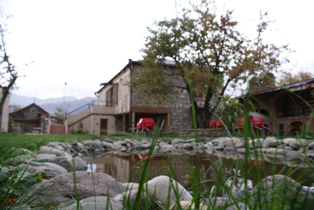 Takht House Vila Dilijan Quarto foto